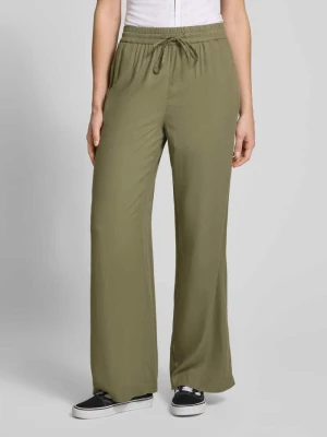 Spodnie szerokie o kroju regular fit z mieszanki wiskozy i bawełny model ‘PIA’ Pieces Khaki
