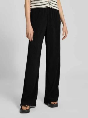 Spodnie szerokie z efektem krepy model ‘FLORA’ Pieces