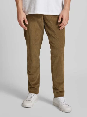 Spodnie sztruksowe o kroju tapered fit z wpuszczanymi kieszeniami model ‘CORDUROY’ jack & jones