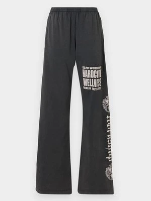 Spodnie treningowe 032c