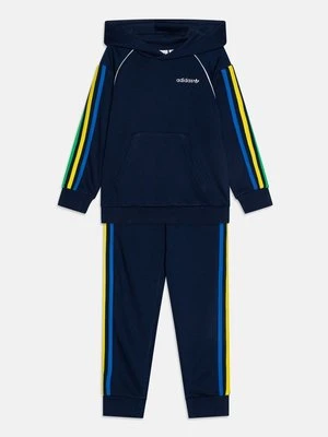 Spodnie treningowe adidas Originals