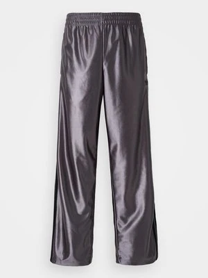 Spodnie treningowe adidas Originals