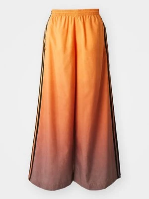 Spodnie treningowe adidas Originals