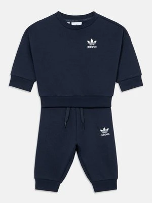 Spodnie treningowe adidas Originals