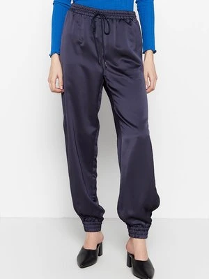 Spodnie treningowe Armani Exchange granatowy
