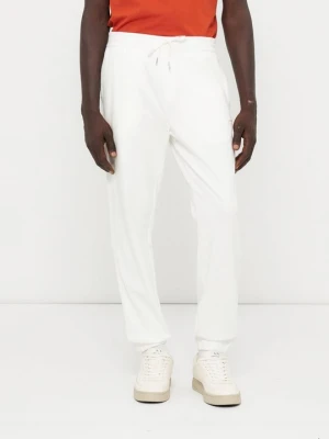 Spodnie treningowe Armani Exchange biały
