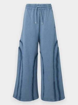 Spodnie treningowe AVAVAV