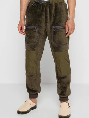 Spodnie treningowe Barbour