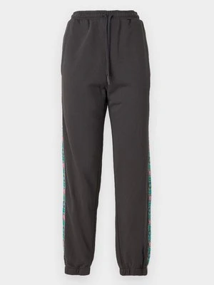 Spodnie treningowe Billabong