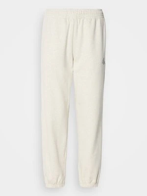 Zdjęcie produktu Spodnie treningowe Calvin Klein Jeans