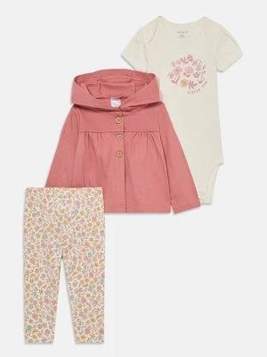 Spodnie treningowe Carter's