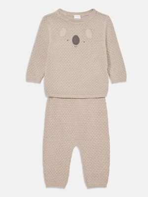 Spodnie treningowe Carter's