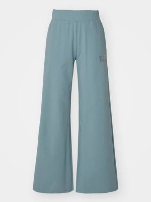 Spodnie treningowe EA7 Emporio Armani