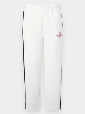 Spodnie treningowe EA7 Emporio Armani