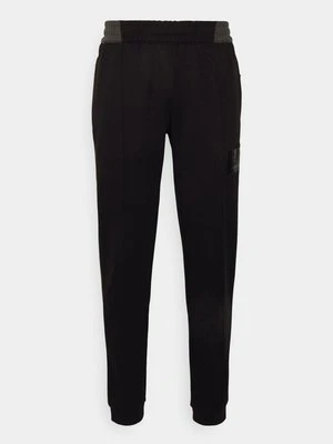 Spodnie treningowe EA7 Emporio Armani