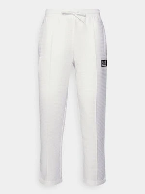 Spodnie treningowe EA7 Emporio Armani