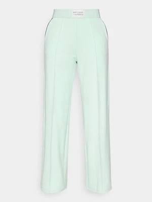 Spodnie treningowe EA7 Emporio Armani