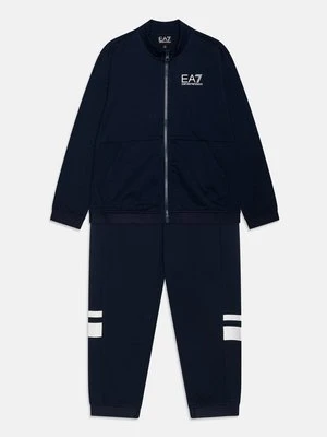 Spodnie treningowe EA7 Emporio Armani