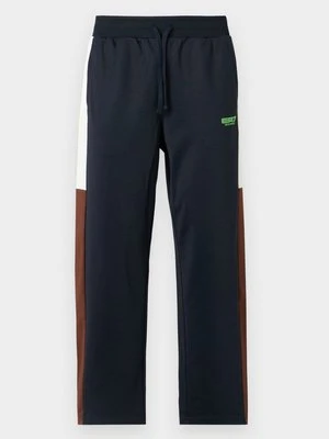 Spodnie treningowe EA7 Emporio Armani