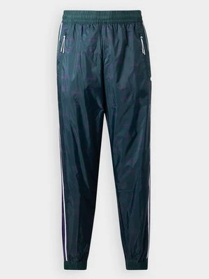 Spodnie treningowe EA7 Emporio Armani