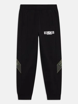 Spodnie treningowe EA7 Emporio Armani