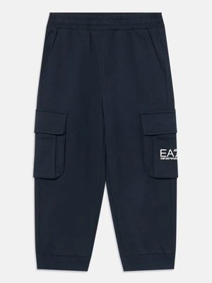 Spodnie treningowe EA7 Emporio Armani