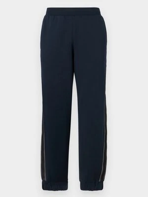 Spodnie treningowe EA7 Emporio Armani