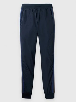 Spodnie treningowe EA7 Emporio Armani