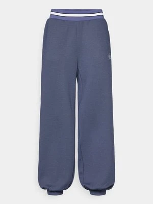 Spodnie treningowe EA7 Emporio Armani granatowy