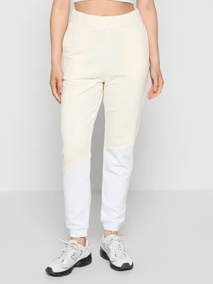 Spodnie treningowe EA7 Emporio Armani biały