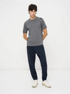 Spodnie treningowe EA7 Emporio Armani granatowy