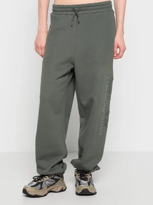 Spodnie treningowe EA7 Emporio Armani zielony