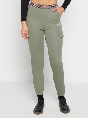 Spodnie treningowe EA7 Emporio Armani zielony