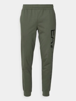 Spodnie treningowe EA7 Emporio Armani zielony