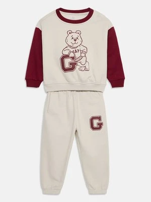 Spodnie treningowe GAP