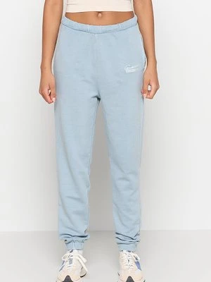 Zdjęcie produktu Spodnie treningowe Guess