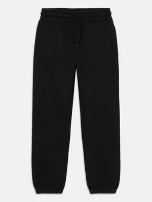 Spodnie treningowe Guess