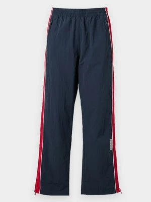 Spodnie treningowe Guess Jeans