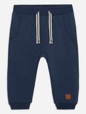 Spodnie treningowe Hust & Claire