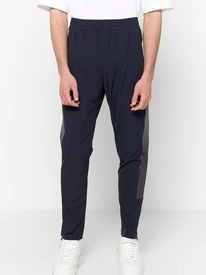 Spodnie treningowe Lyle & Scott