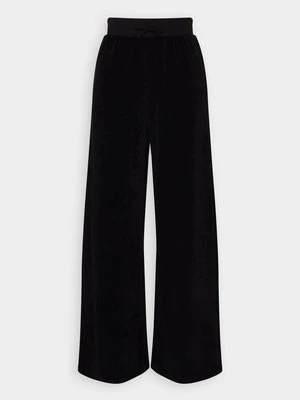 Spodnie treningowe New Girl Order