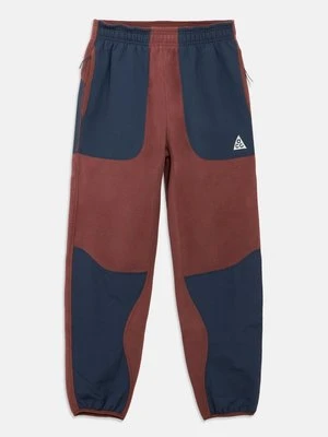 Spodnie treningowe Nike ACG