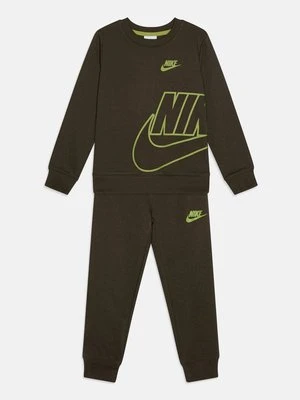 Spodnie treningowe Nike Sportswear