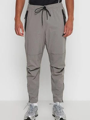 Spodnie treningowe Nike Sportswear