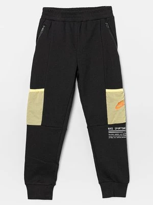 Spodnie treningowe Nike Sportswear