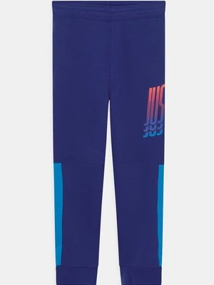 Spodnie treningowe Nike Sportswear