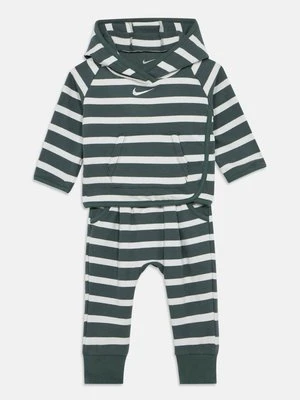 Bluza z kapturem Nike Sportswear