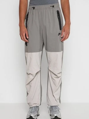 Spodnie treningowe Nike Sportswear