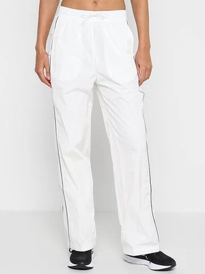 Spodnie treningowe Nike Sportswear