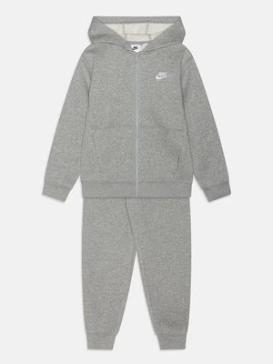 Spodnie treningowe Nike Sportswear